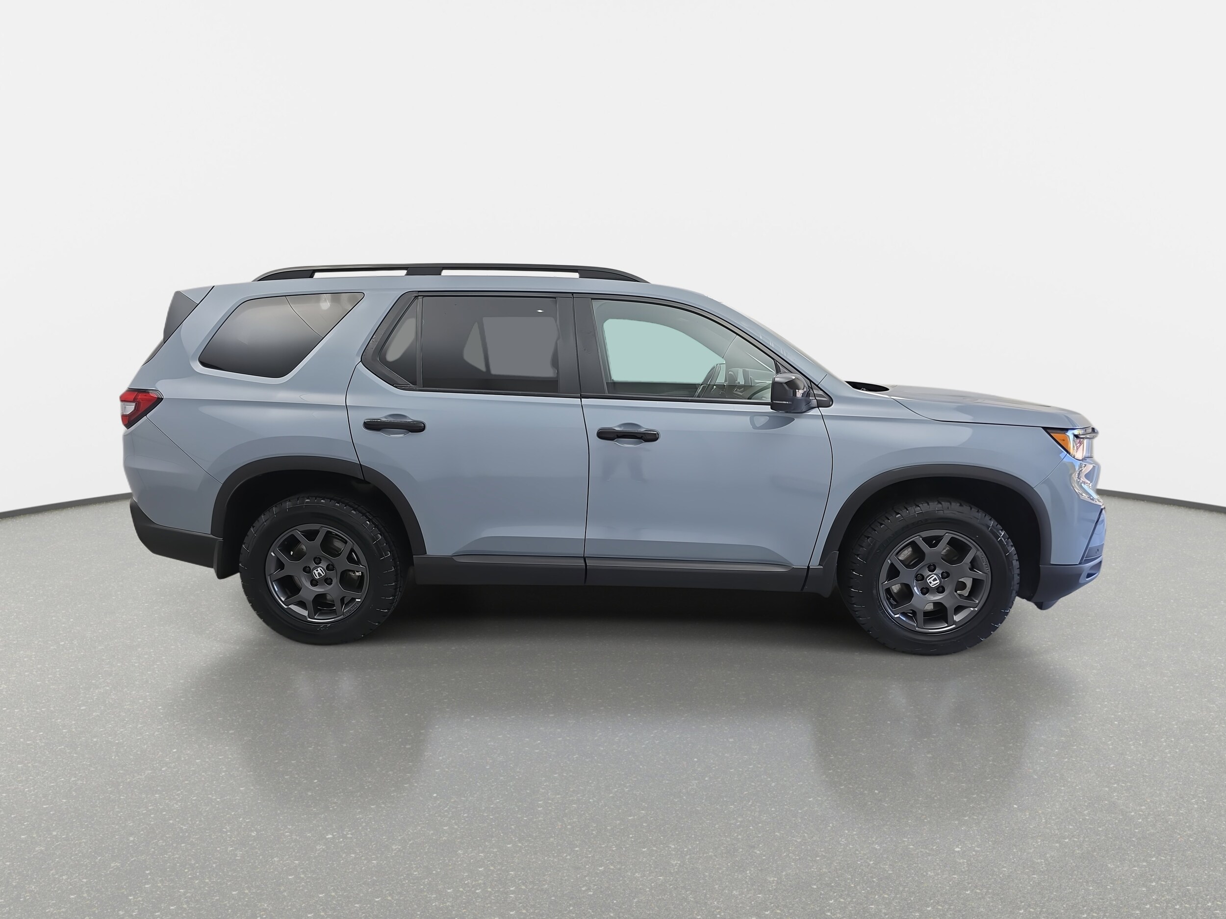 2023 Honda Pilot TrailSport photo 3