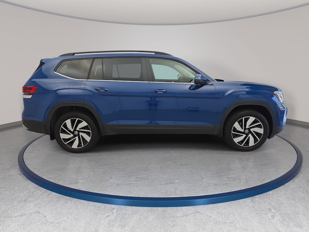 Used 2025 Volkswagen Atlas 2.0T SE with Technology SUV
