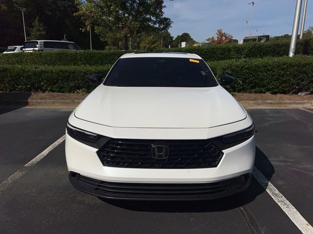 2023 Honda Accord Hybrid Sport photo 2