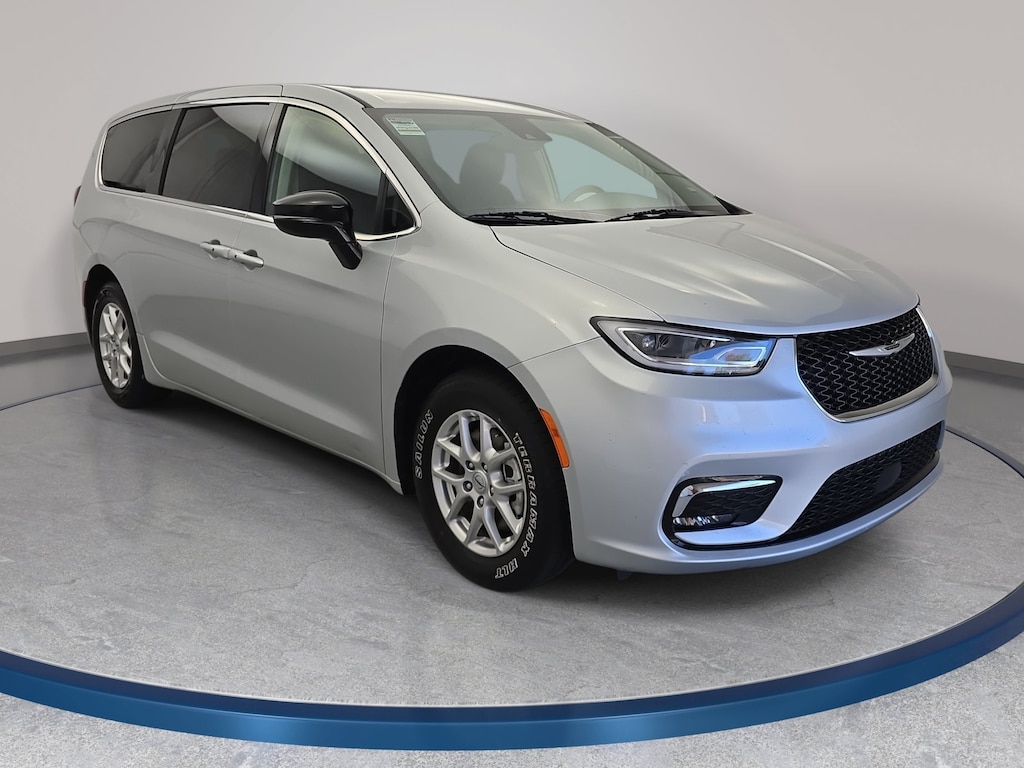 Used 2024 Chrysler Pacifica Touring L Van Passenger Van