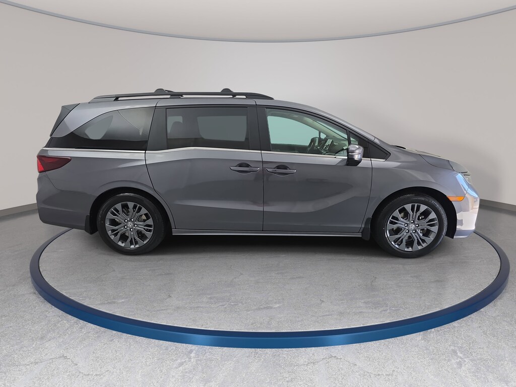 New 2026 Honda Odyssey Touring Van Passenger