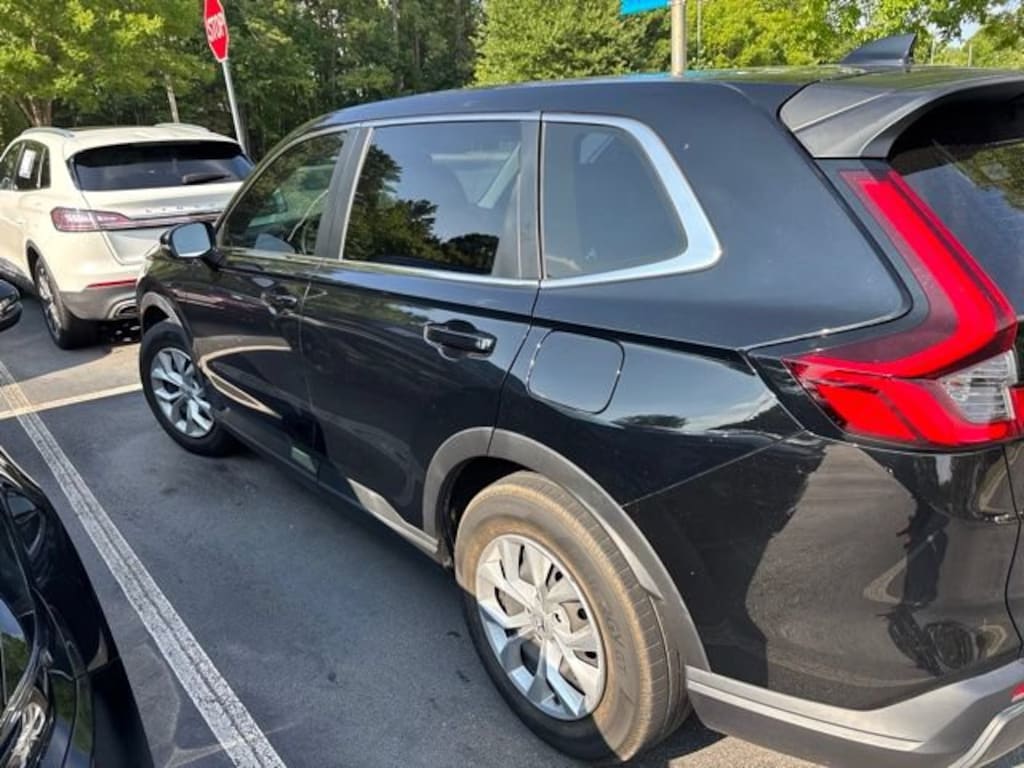 Used 2023 Honda CR-V LX SUV
