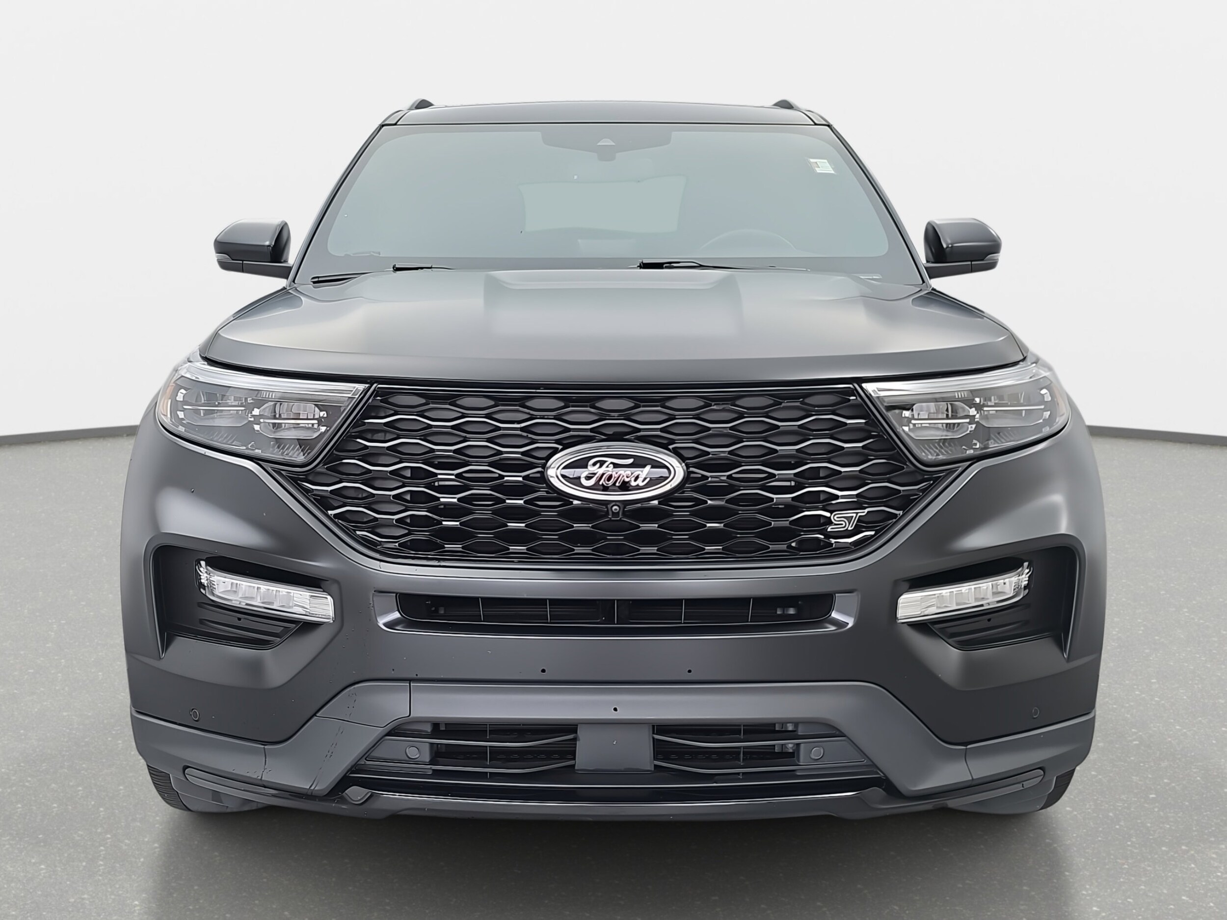 2023 Ford Explorer ST photo 2