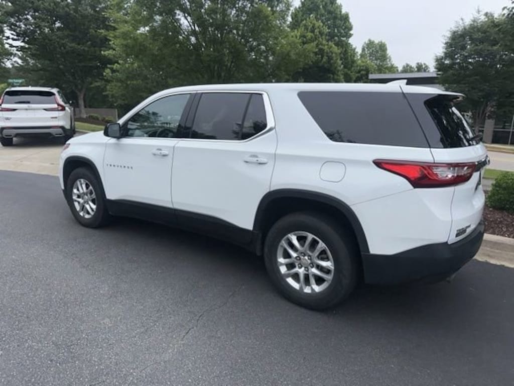 Used 2020 Chevrolet Traverse LS SUV