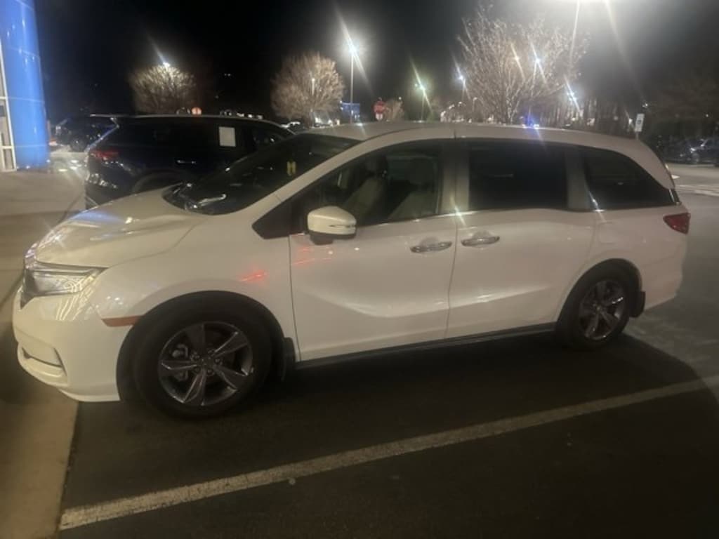 Used 2022 Honda Odyssey EX Van