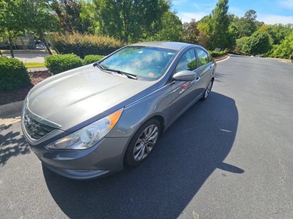 Used 2013 Hyundai Sonata SE Sedan