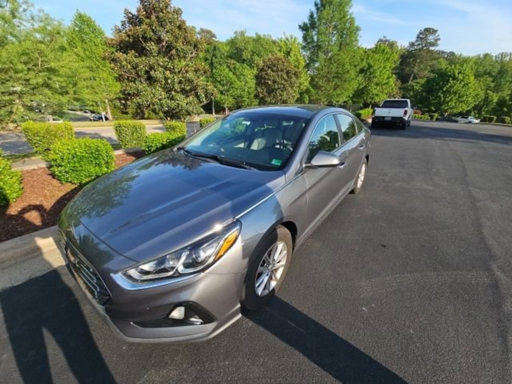 Used 2018 Hyundai Sonata SE Sedan
