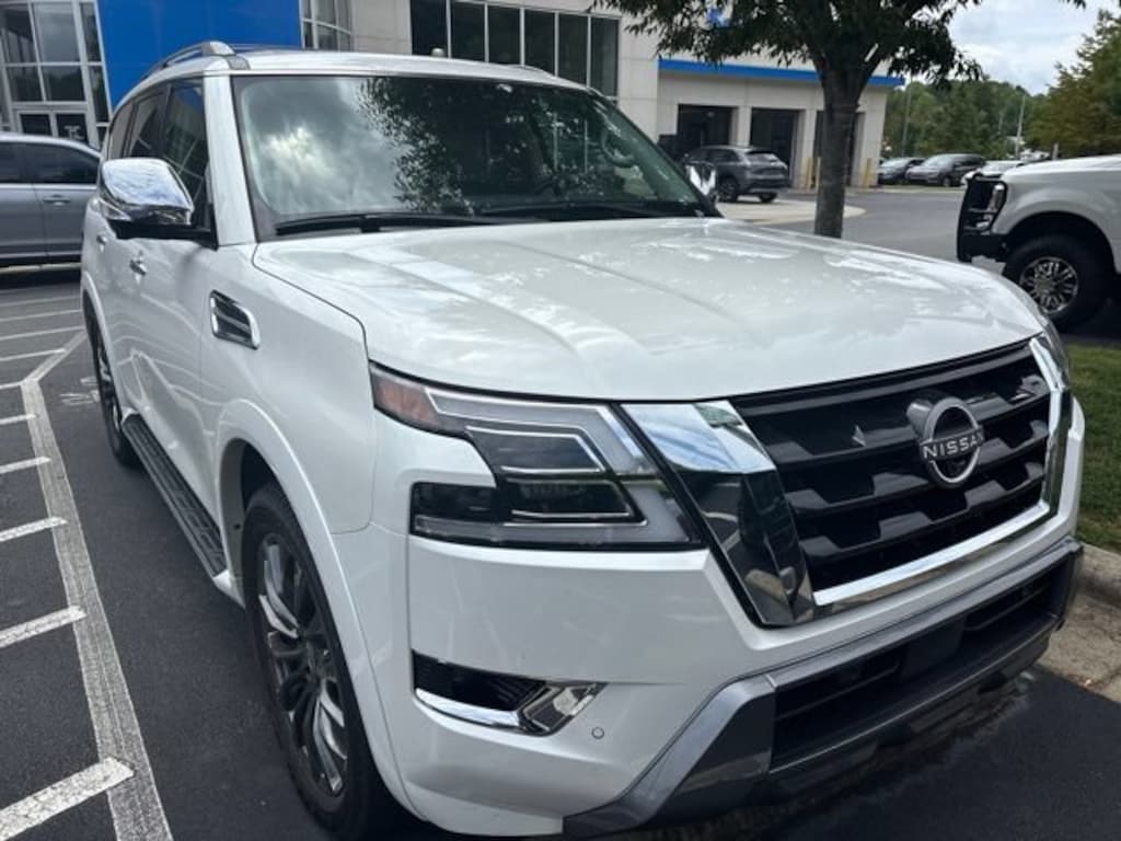 Used 2024 Nissan Armada Platinum SUV