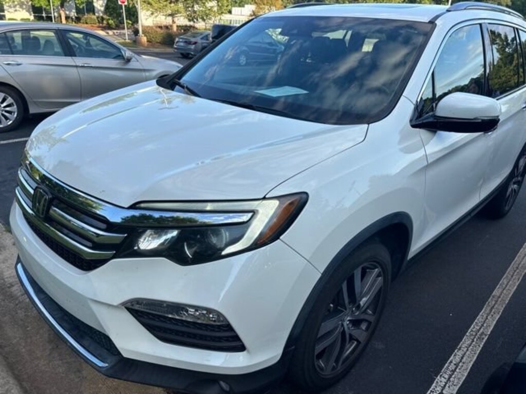Used 2016 Honda Pilot Elite SUV