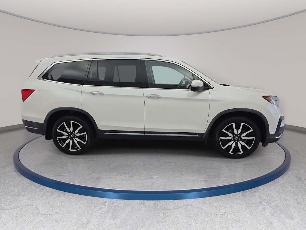 Certified 2019 Honda Pilot Touring 8-Passenger SUV
