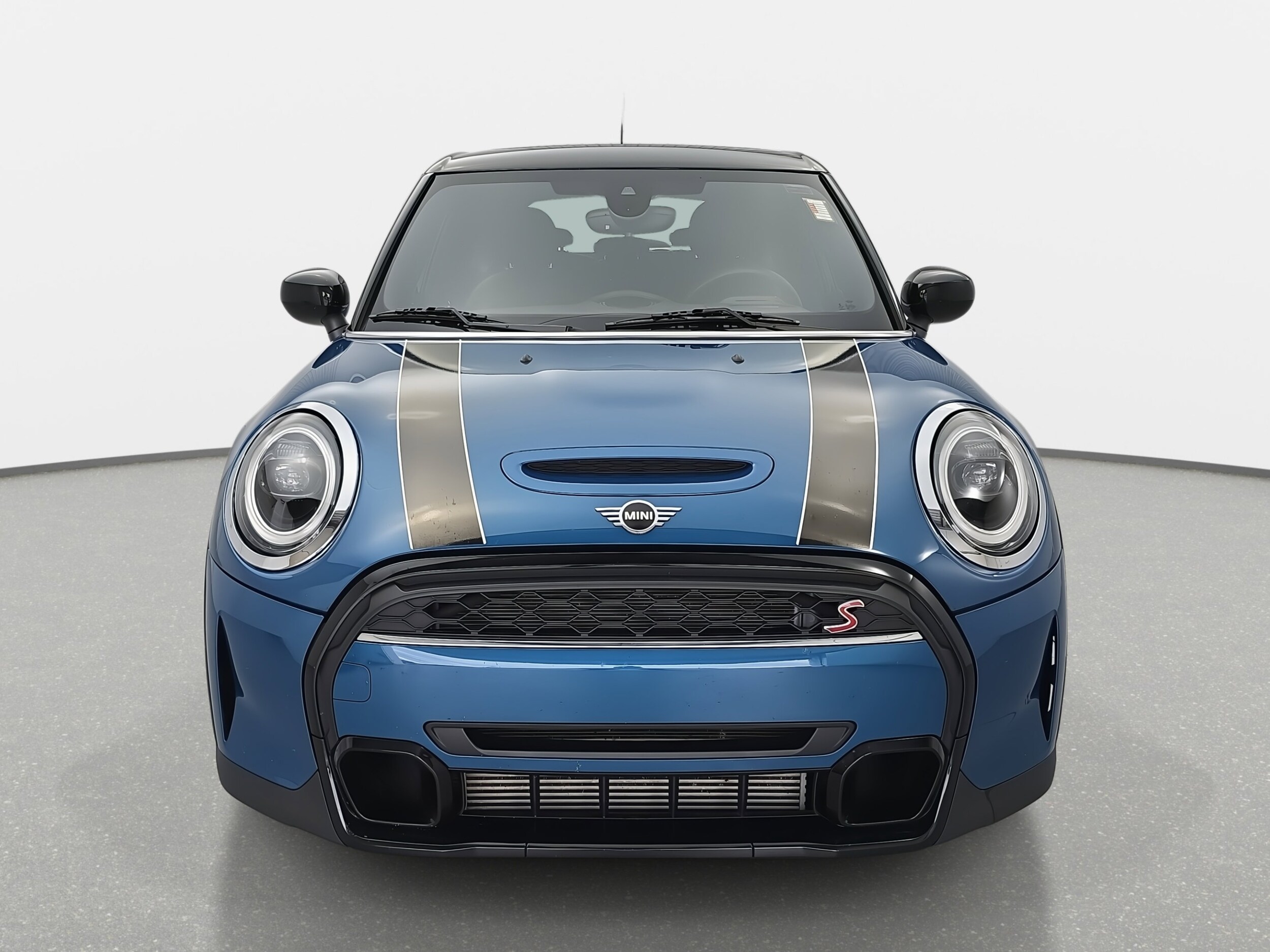 2022 Mini Cooper 4 Door Hardtop S photo 2