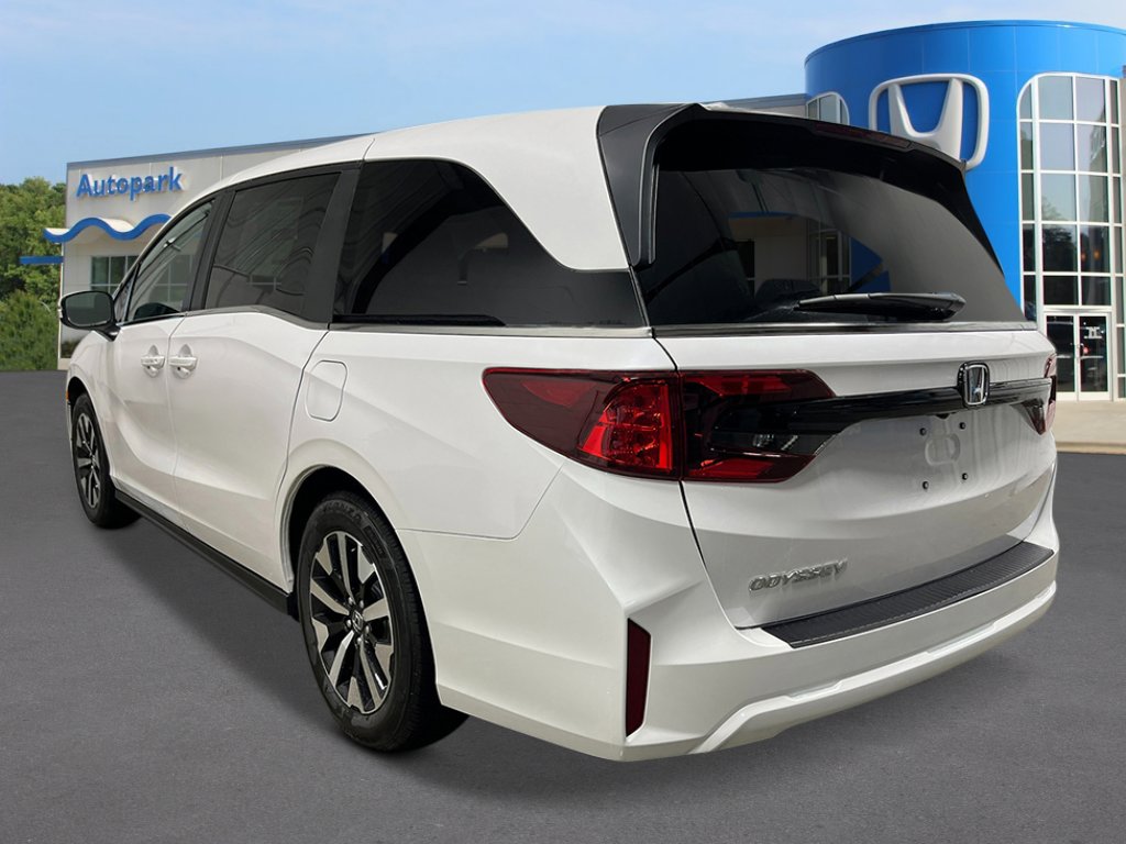 2026 Honda Odyssey EX-L photo 3
