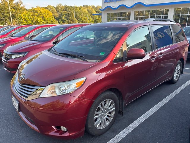 Used 2015 Toyota Sienna Van