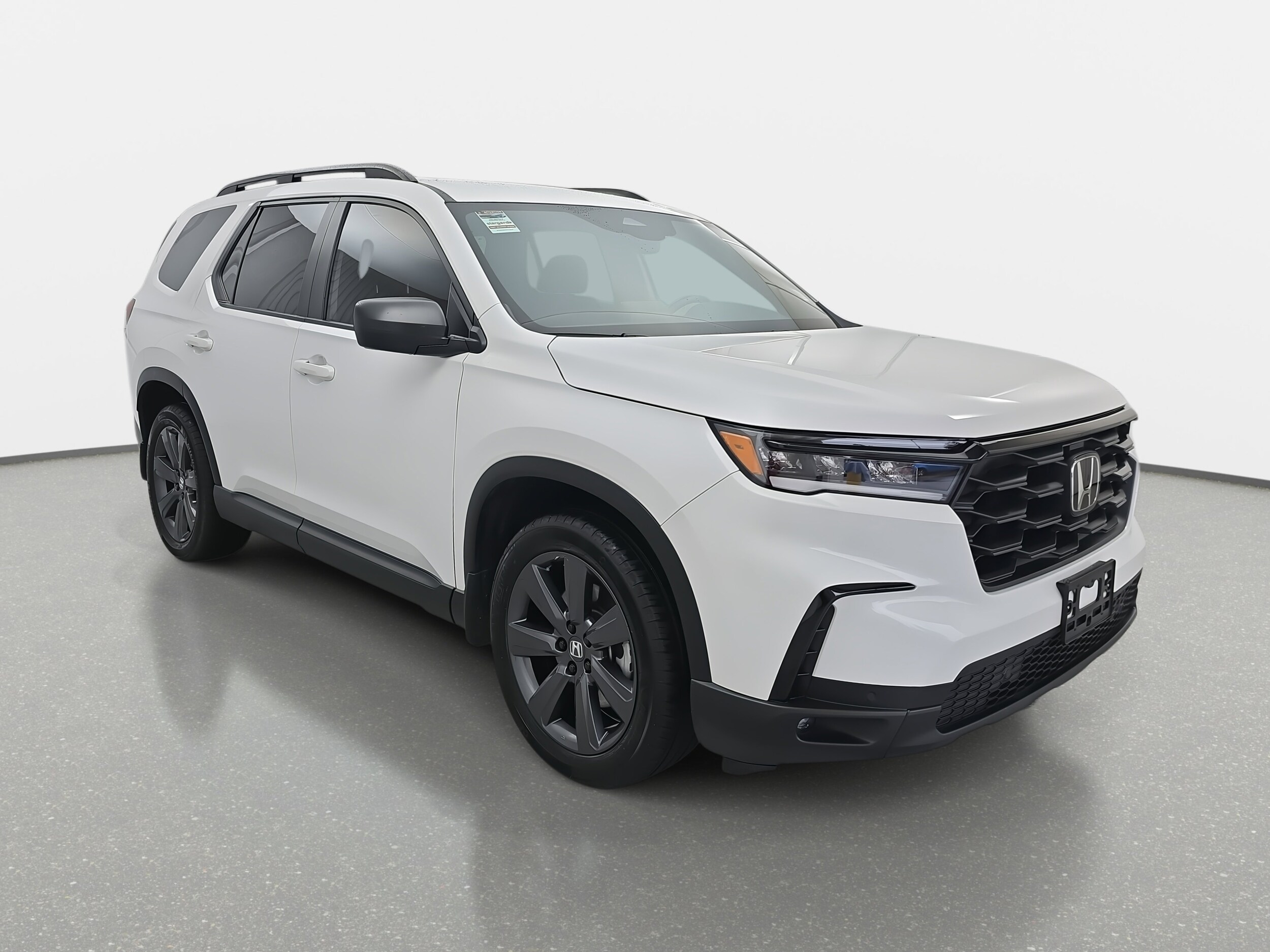 2024 Honda Pilot Sport photo 3