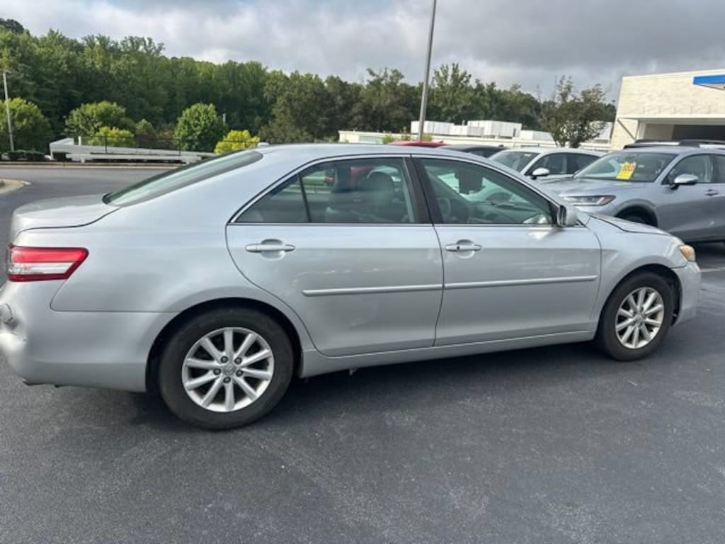 Used 2011 Toyota Camry XLE Sedan