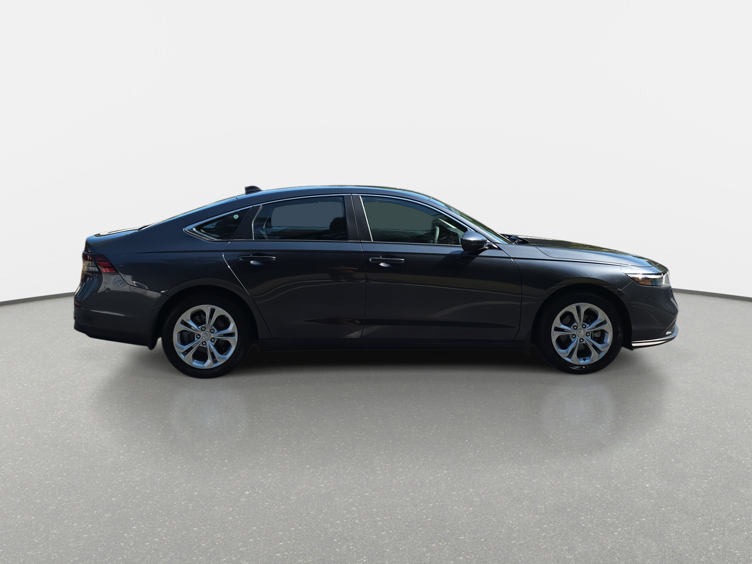 2023 Honda Accord LX photo 2
