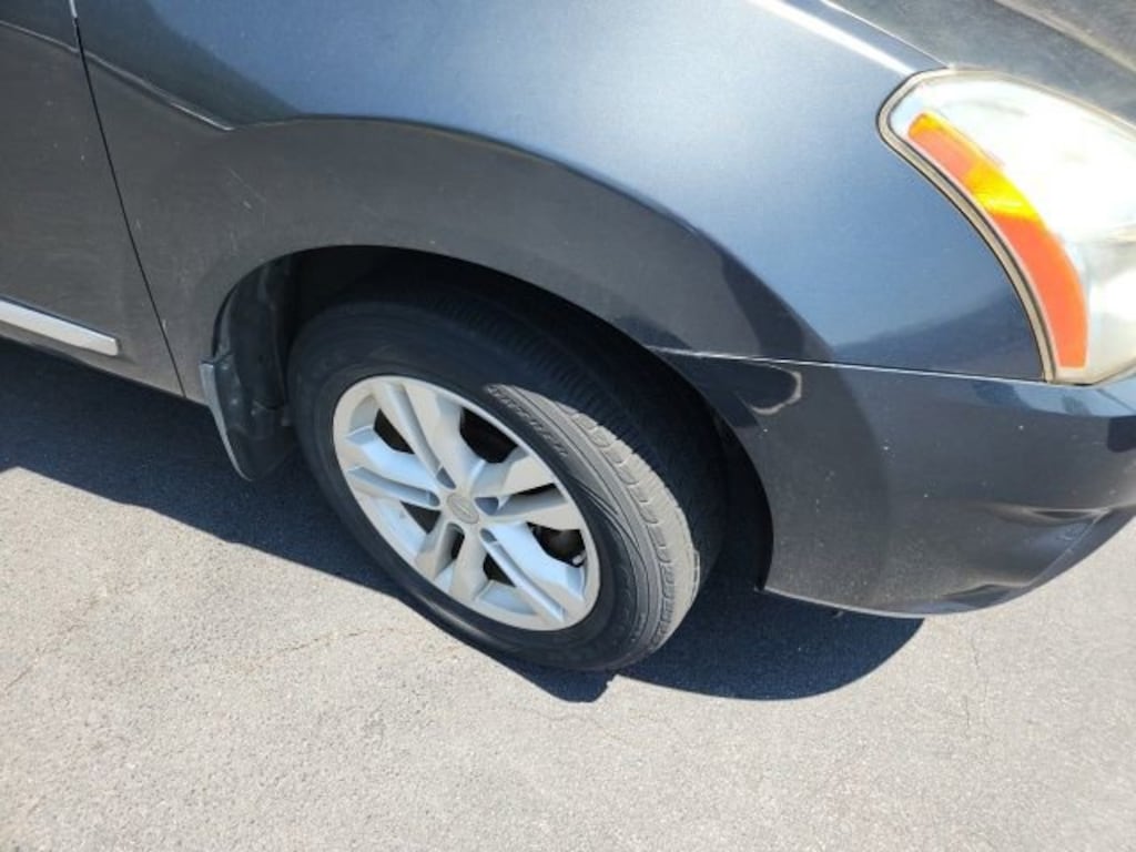Used 2013 Nissan Rogue SV SUV