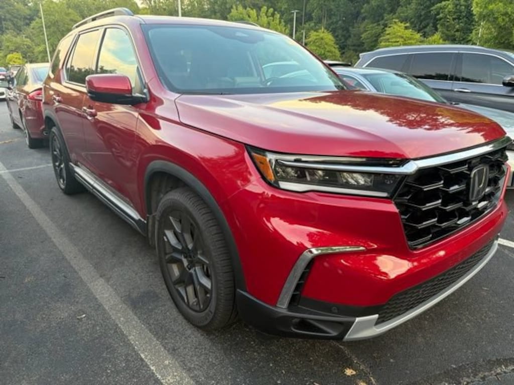 Used 2024 Honda Pilot Touring SUV