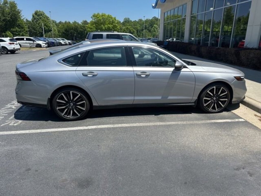 Used 2023 Honda Accord Hybrid Touring Sedan