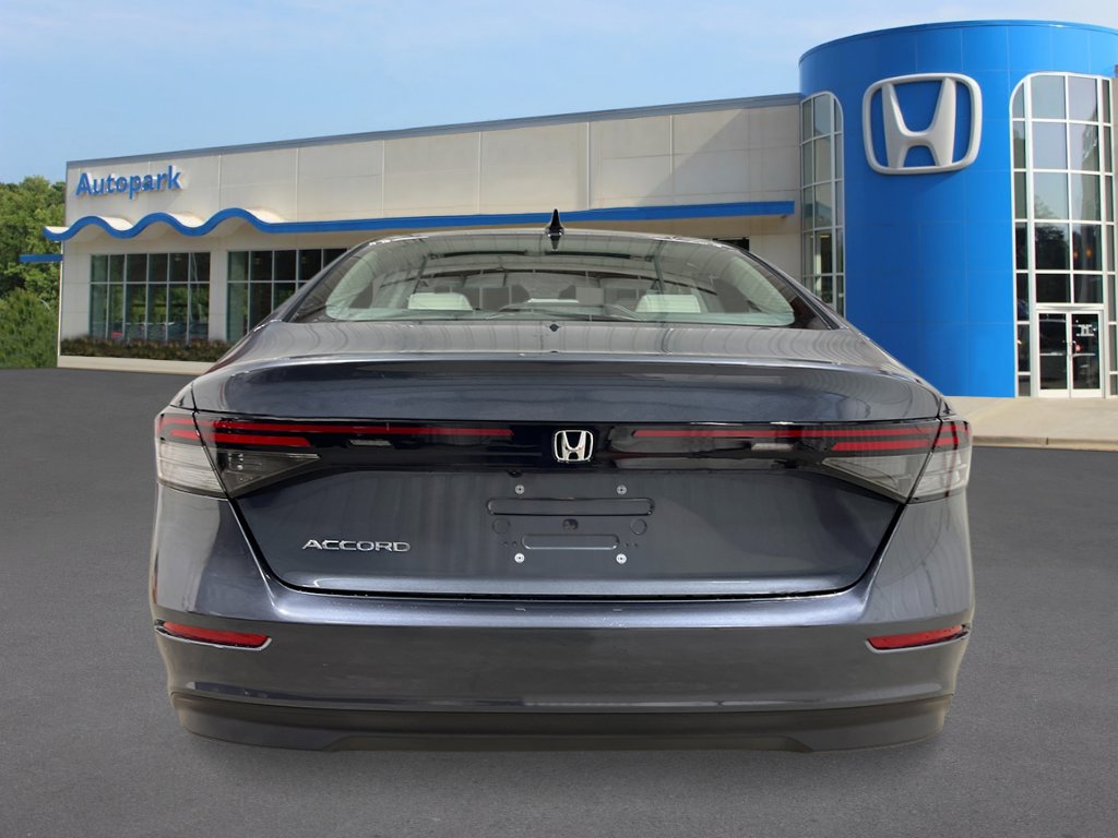 2025 Honda Accord SE photo 4