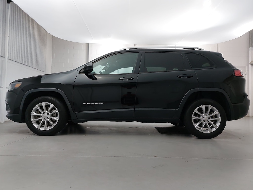 Used 2021 Jeep Cherokee Latitude SUV