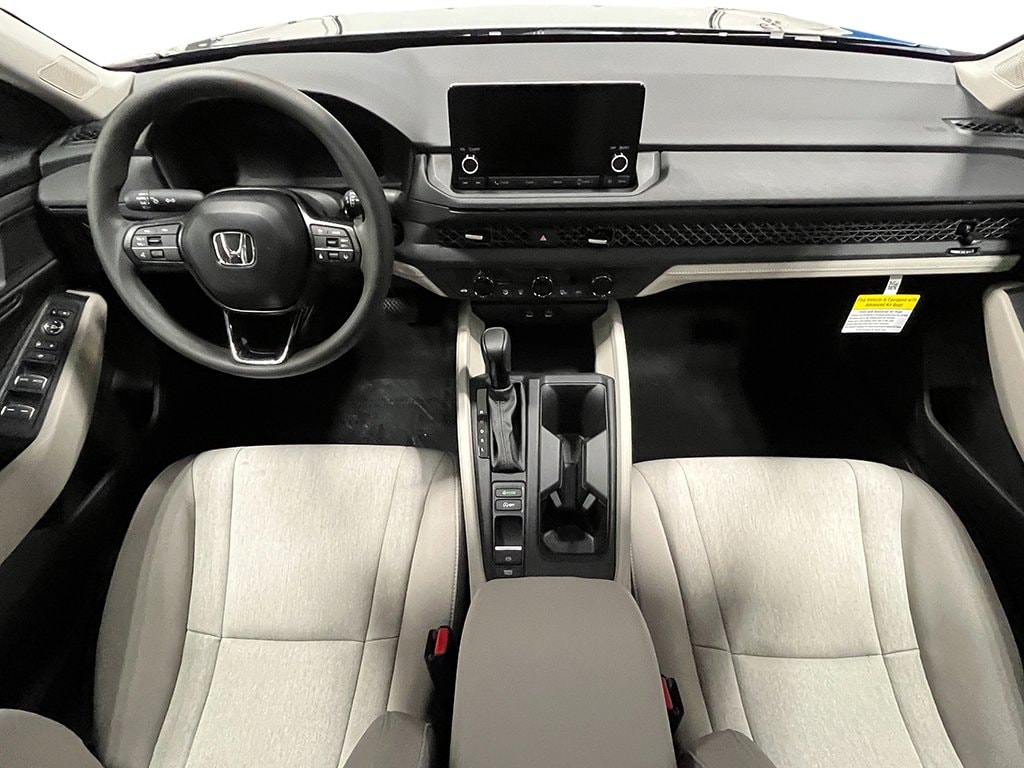 2025 Honda Accord SE - Photo 15