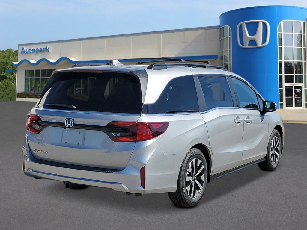 2026 Honda Odyssey EX-L photo 3