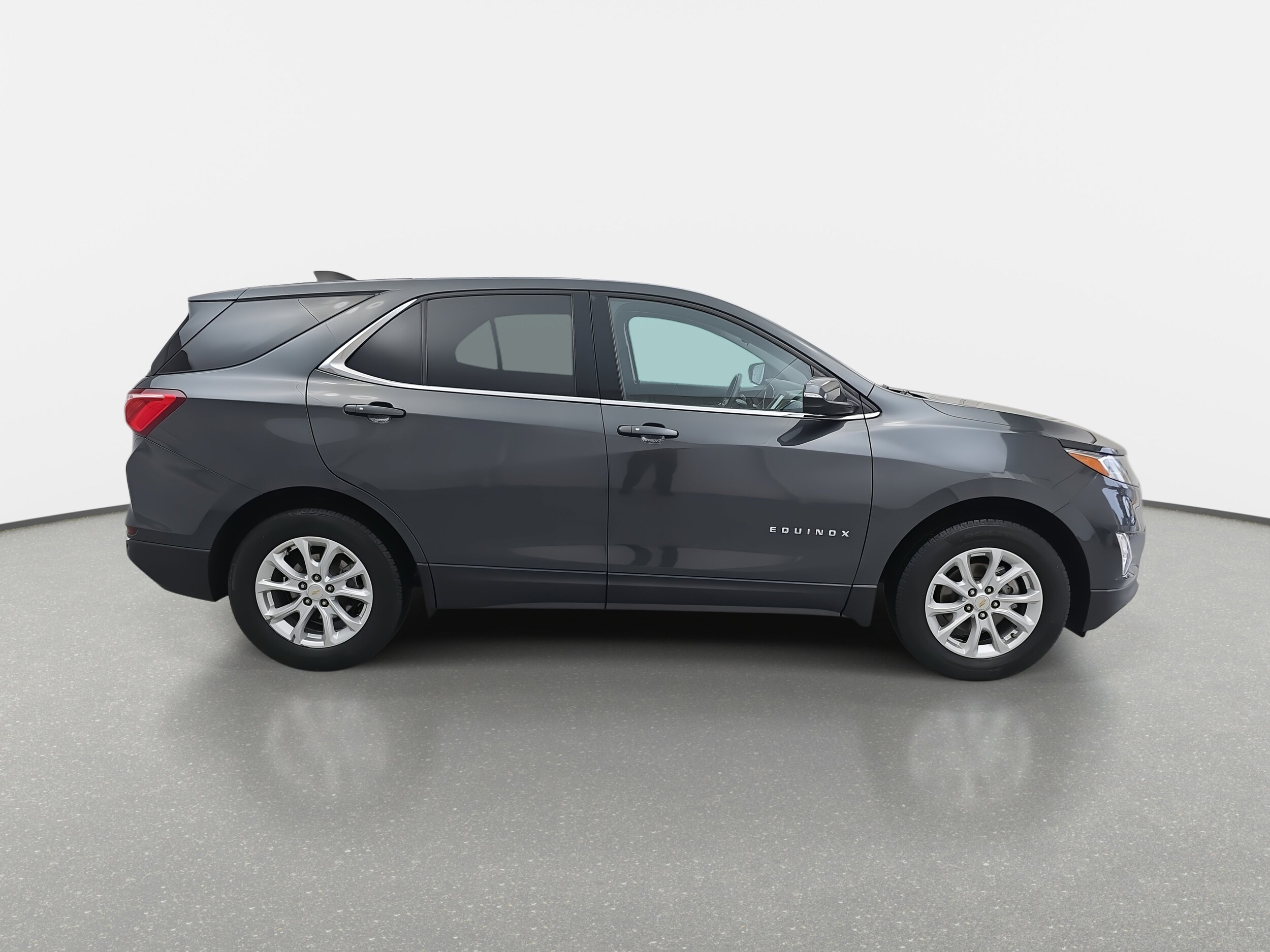 2018 Chevrolet Equinox LT photo 4