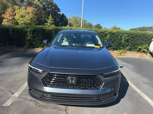 2023 Honda Accord LX photo 2
