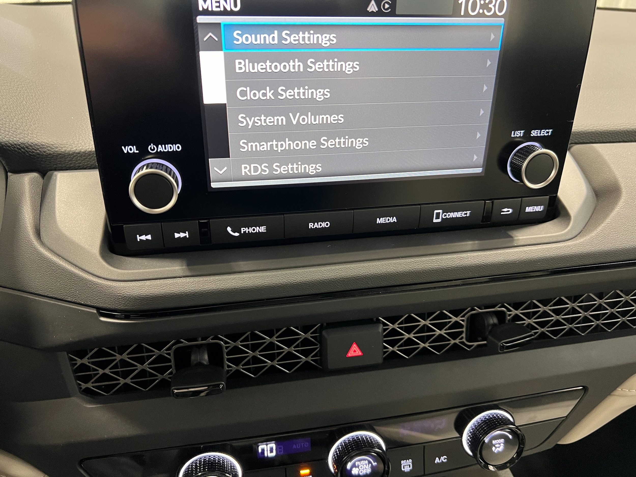 2025 Honda Accord LX - Photo 23