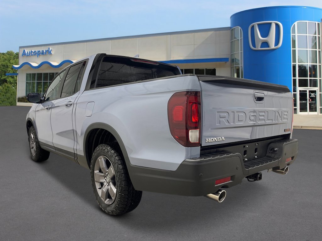 2025 Honda Ridgeline TrailSport photo 3