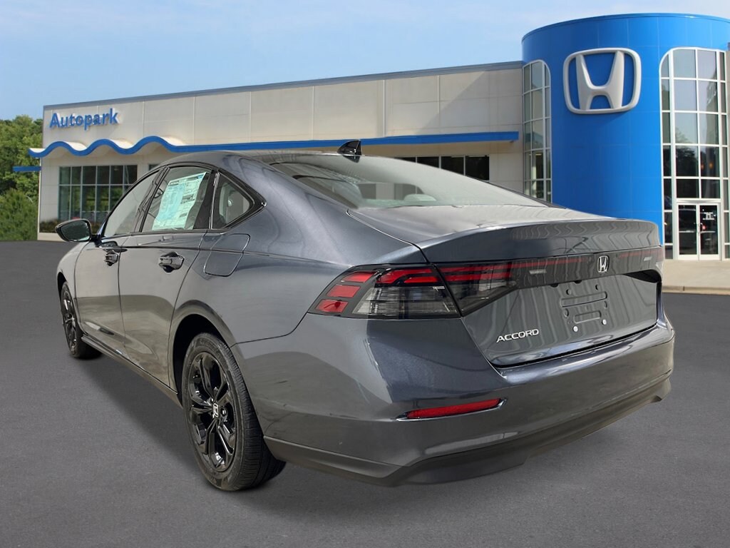 New 2025 Honda Accord SE Sedan