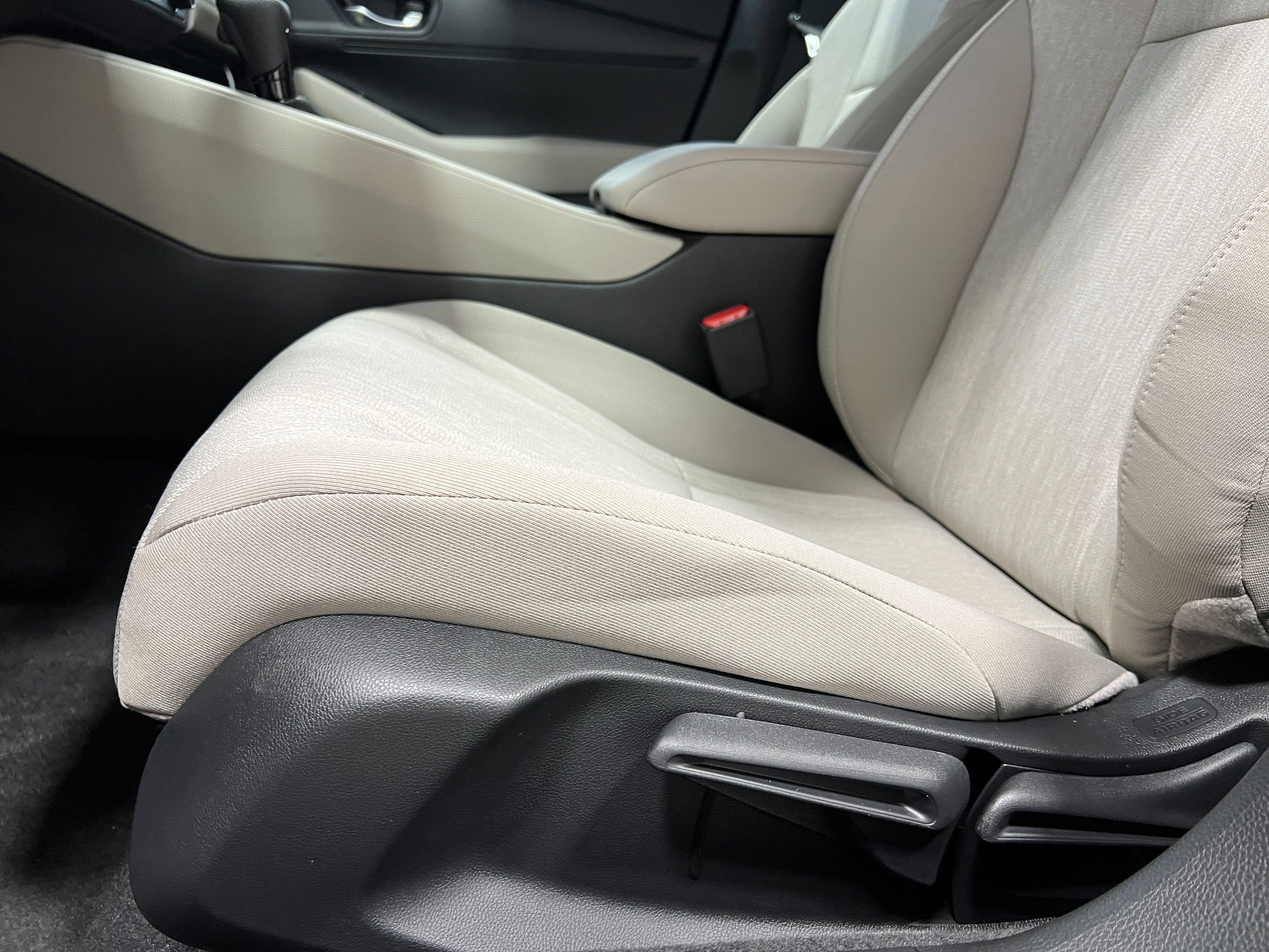 2025 Honda Accord LX - Photo 14
