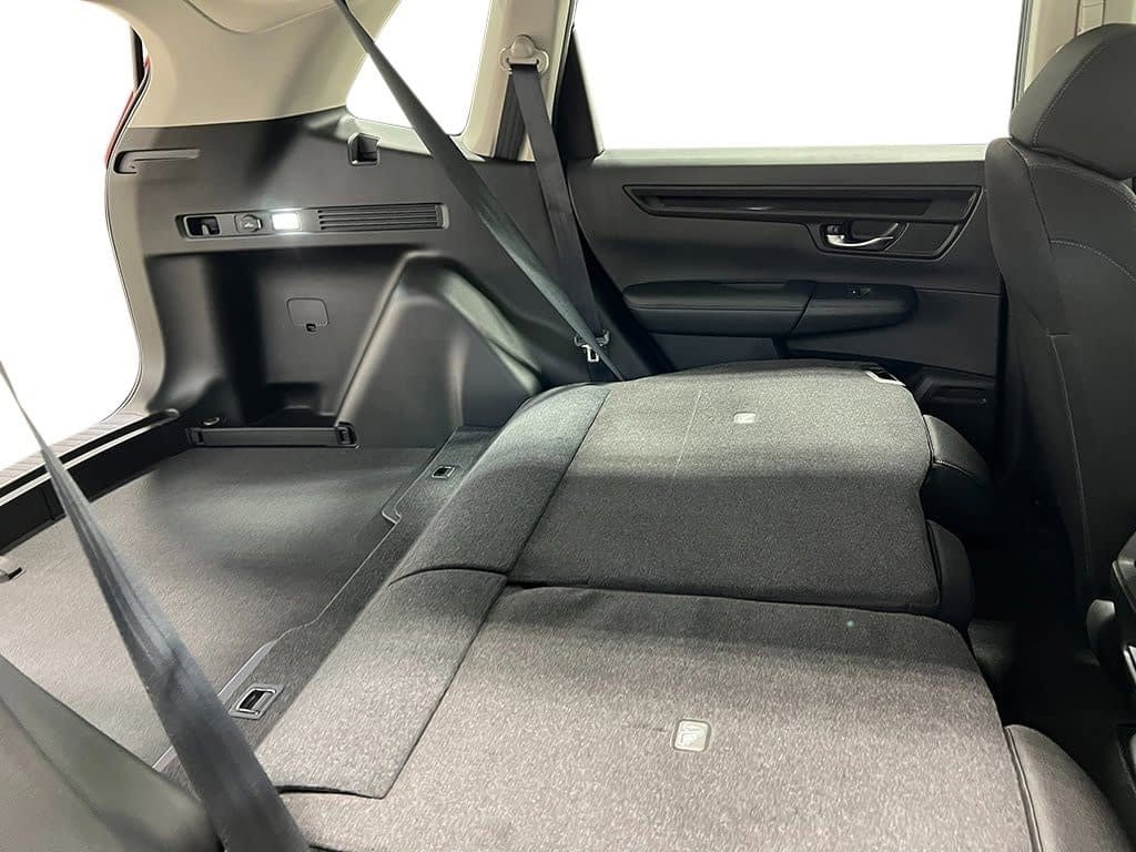 2025 Honda CR-V LX - Photo 28