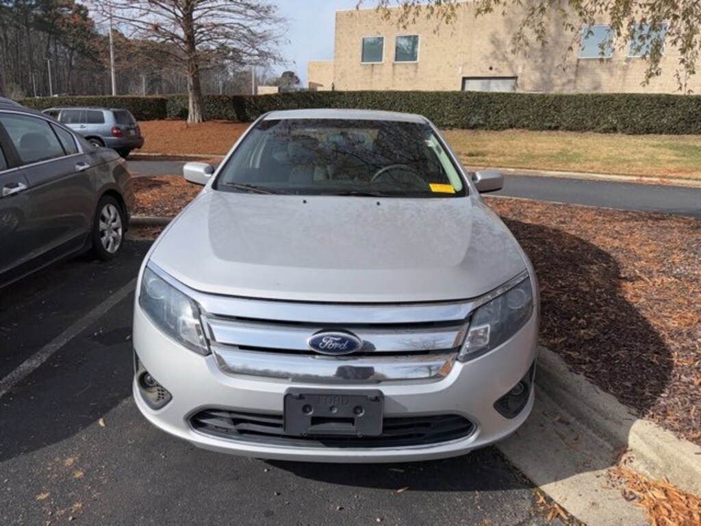 Used 2010 Ford Fusion SE Sedan