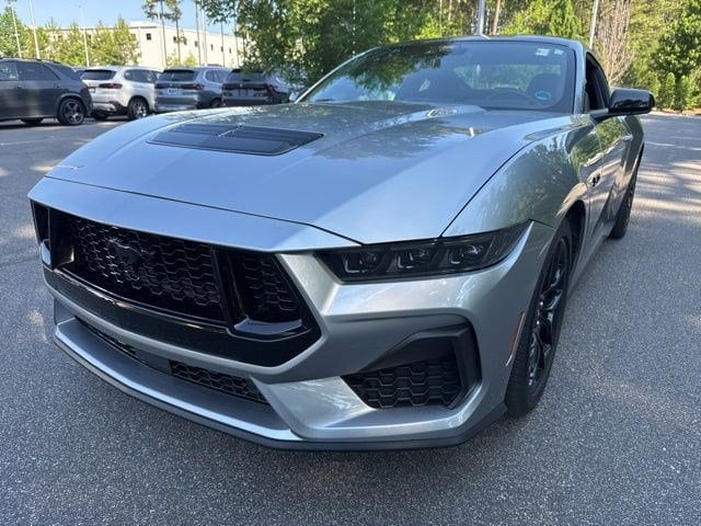 2024 Ford Mustang GT Fastback's photo
