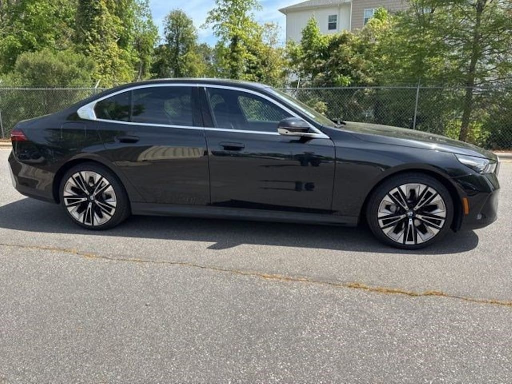 Certified 2026 BMW 530i Sedan