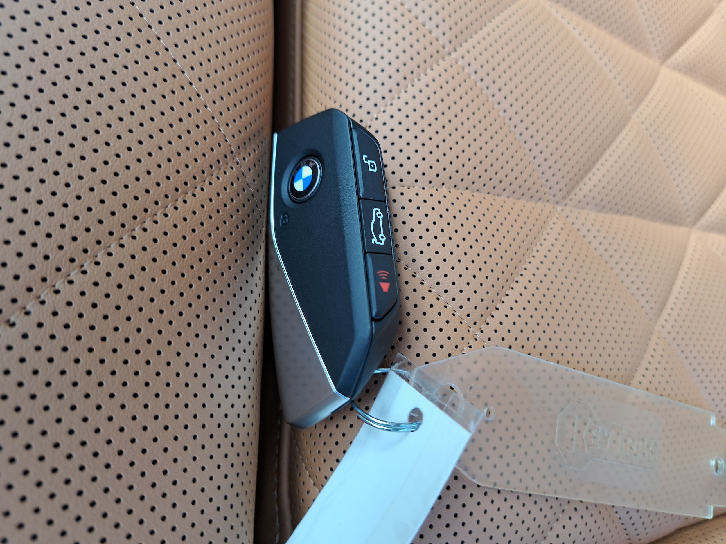 2026 BMW X5 40i - Photo 37