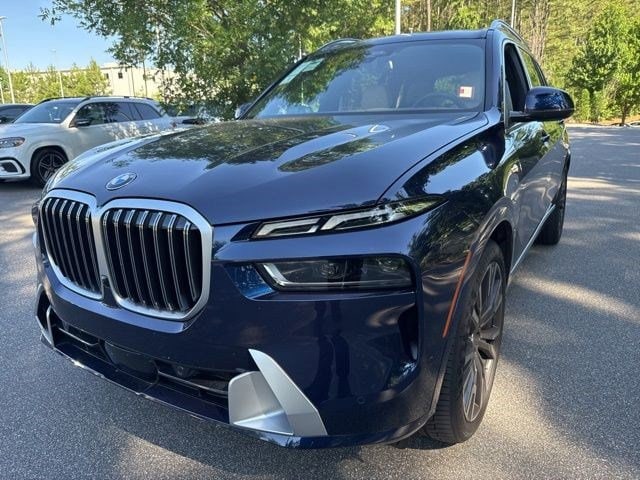 2026 BMW X7 xDrive40i's photo