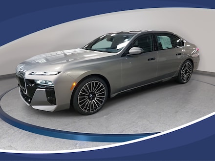 2025 BMW 760i xDrive Sedan