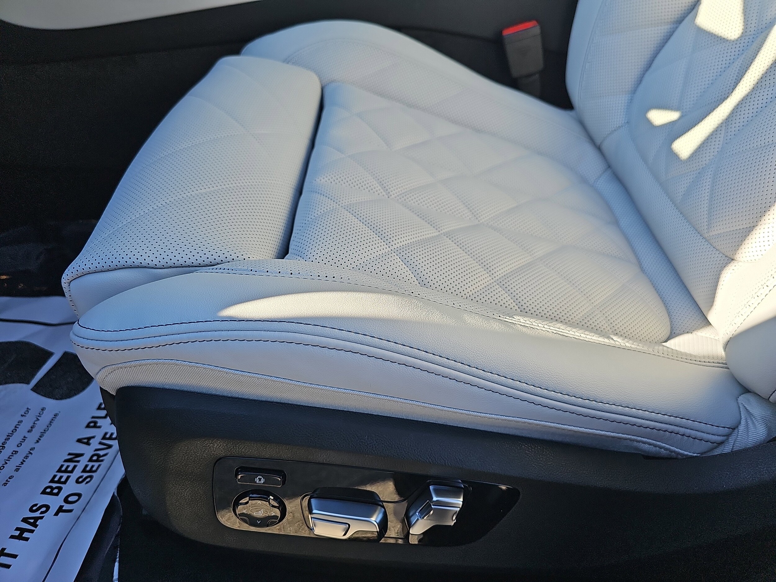 2026 BMW X5 50e - Photo 31