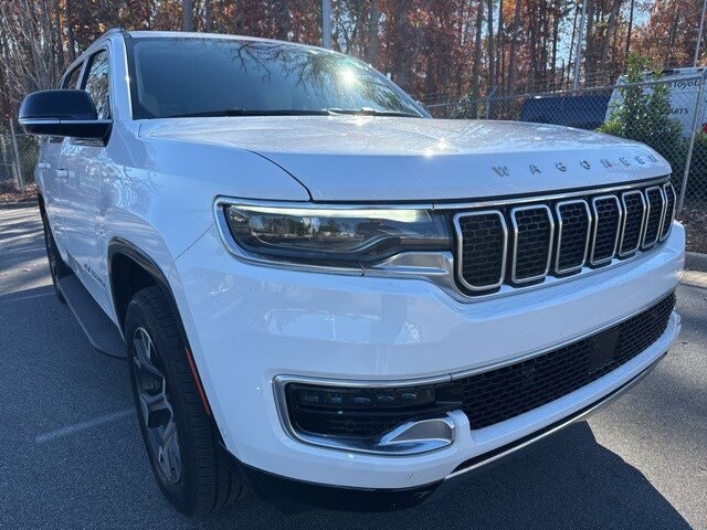 2024 Jeep Wagoneer Series III photo 2