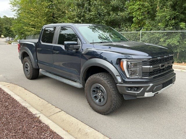 2023 Ford F-150 Raptor photo 2