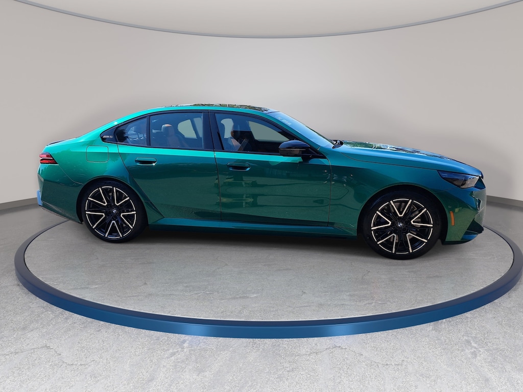 New 2027 BMW M5 Sedan