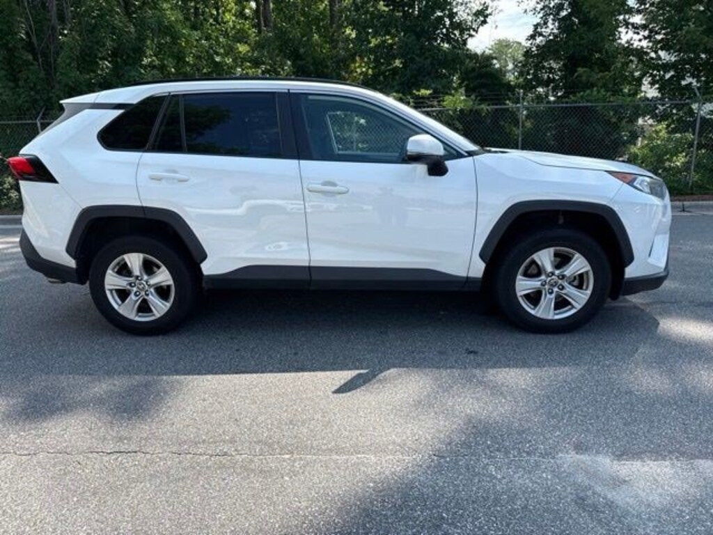 Used 2021 Toyota RAV4 XLE SUV