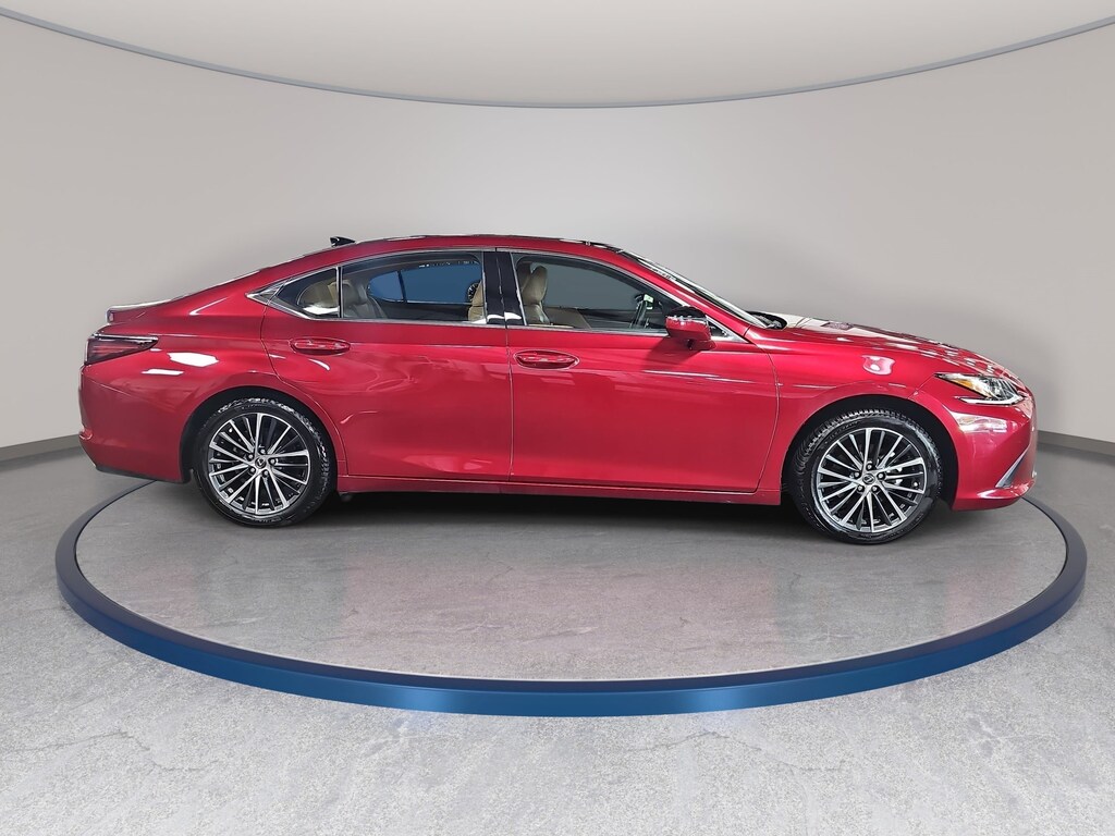 Used 2024 Lexus ES 350 Sedan