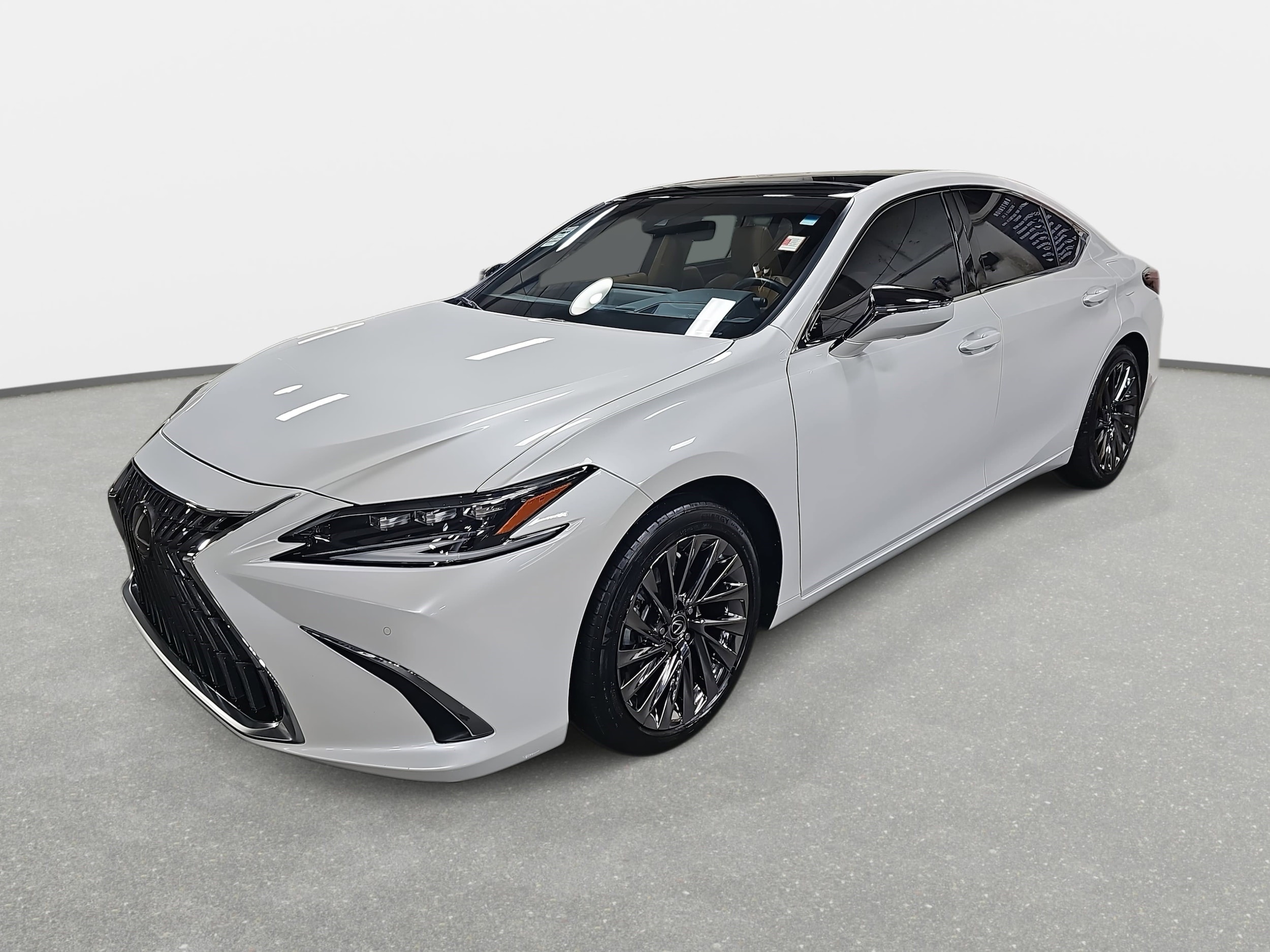 2025 Lexus ES 350 Ultra Luxury's photo