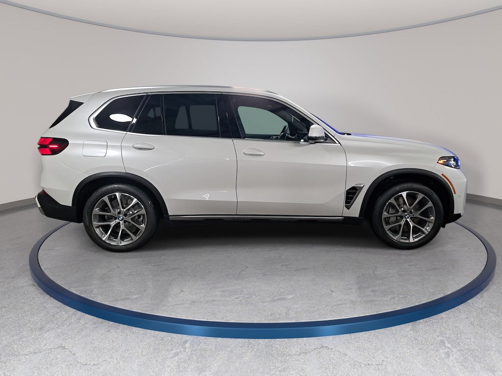 New 2026 BMW X5 PHEV xDrive50e SUV