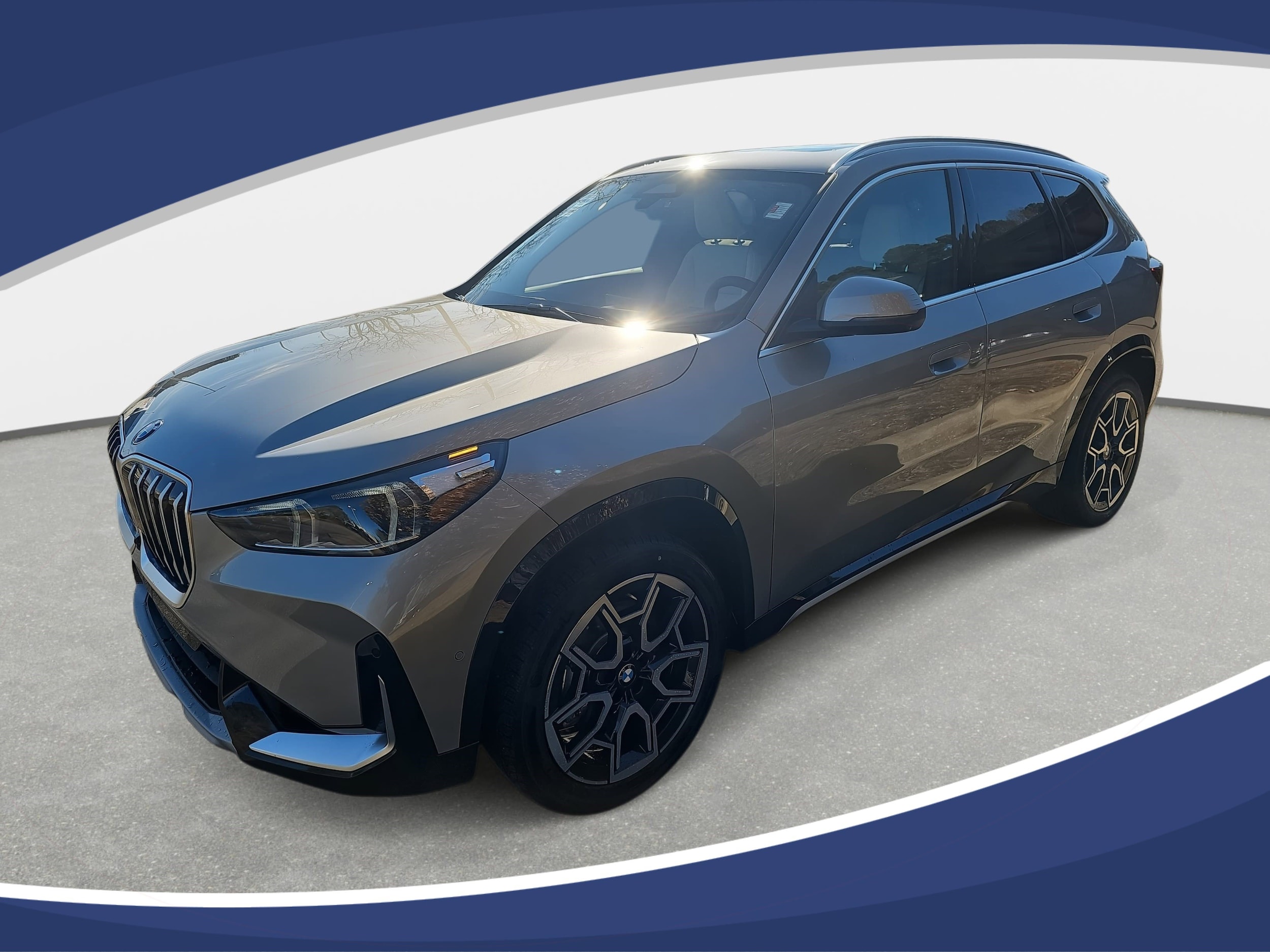 2026 BMW X1 28i's photo