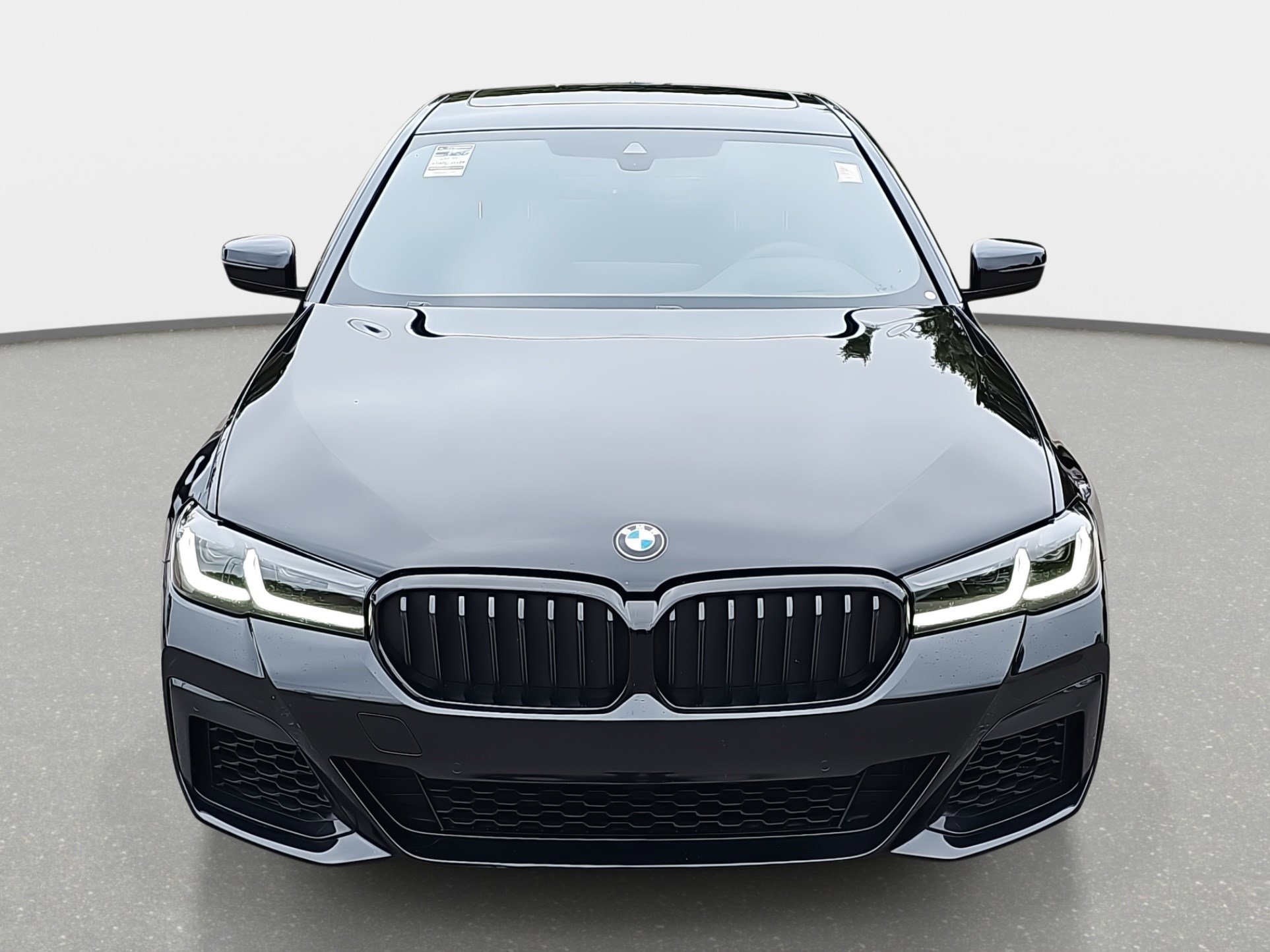 2021 Bmw M550i xDrive photo 2